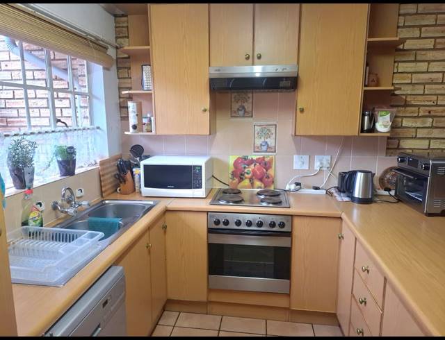 3 BEDROOM SECTIONAL TITLE FOR SALE IN NOORDHEUWEL